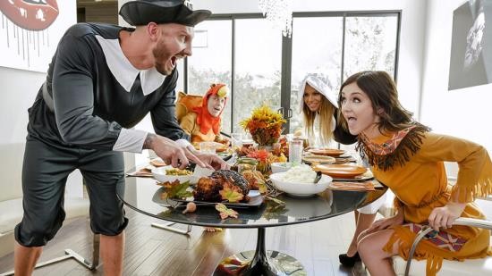 FamilyStrokes/TeamSkeet - Brooklyn Chase, Rosalyn Sphinx - Thanksgiving Snatch Stuffing (FullHD/1080p/2.67 GB)