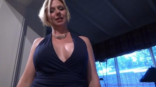 Mom Comes First/Clips4Sale - Brianna Beach - Mother Sons Late Night Confessions (FullHD/1080p/2.08 GB)