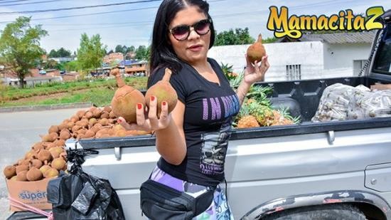 MAMACITAZ - Carne Del Mercado - Vick Valencia Big Booty Latina Colombiana Rides Big Cock (FullHD/1080p/303 MB)