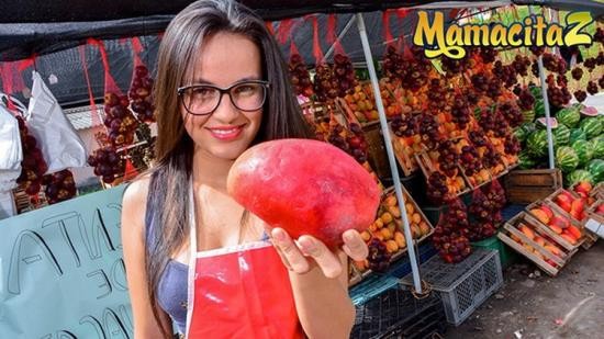 MamacitaZ - Jenifer Valencia - Nerdy Latina Colombiana Teen Picked up at the Market (FullHD/1080p/911 MB)