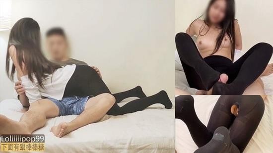 OnlyFans - Loliiiiipop99 - Girlfriend Likes To Wear Thick Black Tights And Cut Small Holes For Footjob And Sex (FullHD/1080p/546 MB)