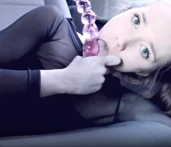 ManyVids - Princess Bambie Aka Carissa Nicole - Bambie Car Cumming Extended Addition (FullHD/1080p/1.04 GB)