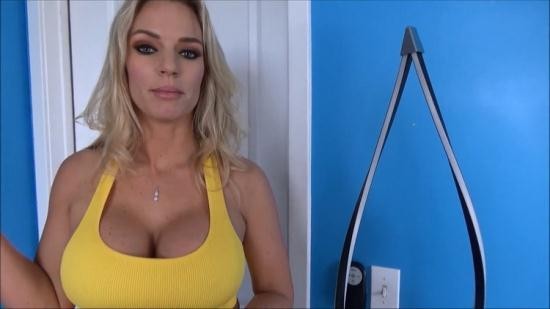 Perfect Girlfriend/clips4sale - Rachel Cavalli - Step-Mom's New Work Out Partner (FullHD/1080p/1.04 GB)