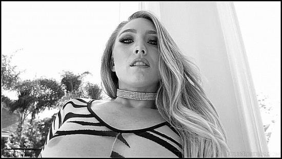 JulesJordan - AJ Applegate - Dredd Goes Up AJ Applegate's ASS (HD/720p/1.01 GB)