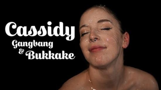 TexxxasBukkake/TexasBukkake/ManyVids - Cassidy - Cassidy's First Gangbang and Bukkake (HD/720p/1.70 GB)