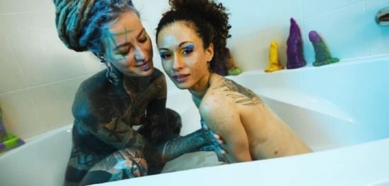 Z Filmz - Anuskatzz, Stacy Bloom - Double ANAL FISTING bath  HUGE anal GAPES goth, punk, alt porn   female orgasm, tattoo, prolapse (FullHD/1080p/1.50 GB)
