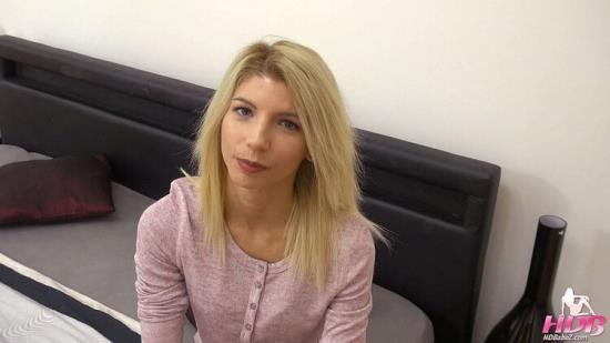 HornyDreamBabeZ - Missy Luv - Blonde sweetheart seduced and creampied (FullHD/1080p/923 MB)