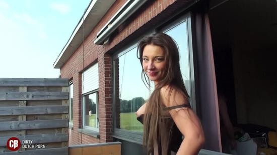 CumBizz - Teen Slut Loves to Swallow 8 Loads Public Outdoor Handcuffed (FullHD/1080p/905 MB)