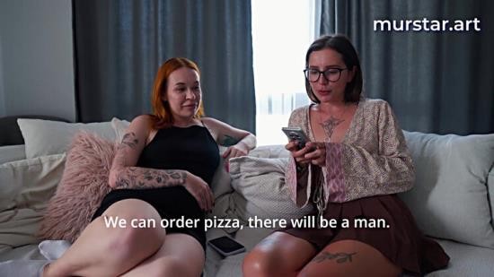 PornHub - Girlfriends Ordered a Pizza To Fuck The Delivery Guy (FullHD/1080p/149 MB)