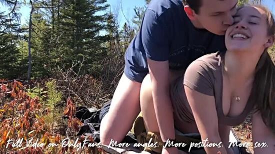 PornHub - Stop Hiking And Fuck Me - Outdoor Sex (HD/720p/116 MB)