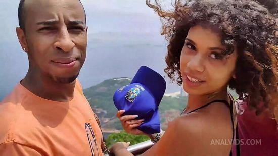 LegalPorno/AnalVids/Mambo Perv - MAMBO Tour #4 - Mih Ninfetinha Gets Wild At The Rio's Sugarloaf Mountain Then Fucks 3 Guys OB158 (HD/720p/1.39 GB)