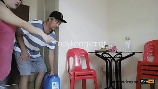 PornHub - Water Boy Tinira Si Ate - Sarap Umibabaw Ni Andeng (FullHD/1080p/141 MB)