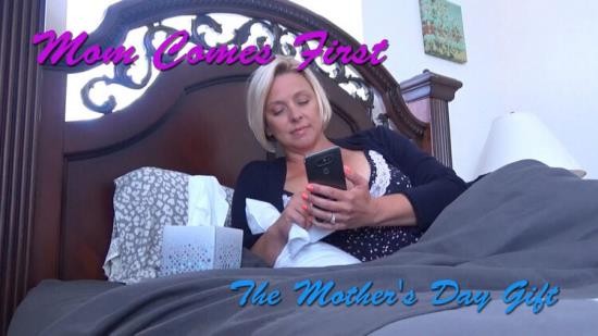 Mom Comes First/Clips4Sale - BRIANNA BEACH - THE MOTHER'S DAY GIFT (FullHD/1080p/1.47 GB)