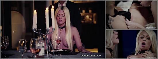 Dorcel Club - Perverse Diner For Blindfolded Blond Girls Jessie Chloe (FullHD/1080p/394 MB)