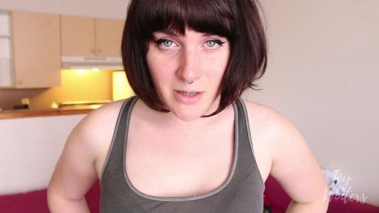 ManyVids - Icy Winters Trans Girl Next Door POV Domination (FullHD/1080p/1.21 GB)