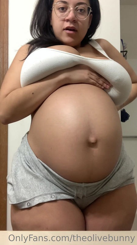 Onlyfans - Theolivebunny : Full Term Pregnancy Huge Tits Hot Mom (UltraHD/2K/1920p/609 MB)