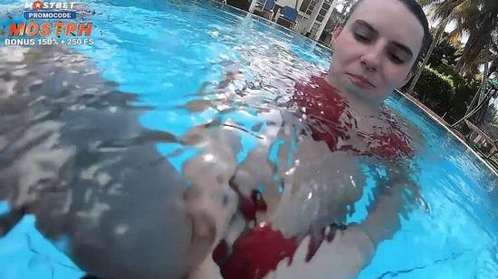 Pornhub - Wet and Wild Poolside Blowjob Romantic Couple Underwater Lust at its Finest NASHIDNI (FullHD/1080p/591 MB)