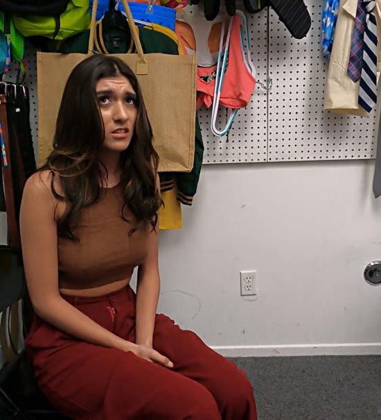 Shoplyfter/TeamSkeet - Aubry Babcock - Case No. 7906282 - The Concealed Flute (FullHD/1080p/839 MB)