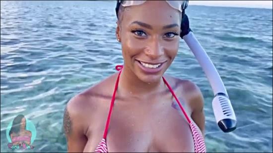 Onlyfans - Sarai Minx Ebony Getting Cumshot On Public Beach (HD/720p/844 MB)