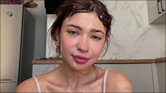 Onlyfans - Anna Ralphs Facefuck deepthroat (SD/714p/339 MB)