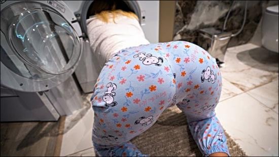 PornHub - Step Sister Gets Fucked While Is Stuck Inside Of Washing Machine - Creampie (FullHD/1080p/524 MB)