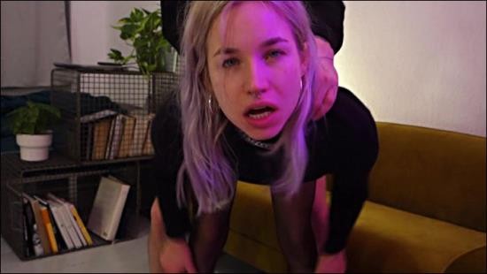 PornHub - So Horny! Fucked Her Through Ripped Pantyhose, Foot Job, Squirting, Cumshot - Quarantine Dance (FullHD/1080p/515 MB)