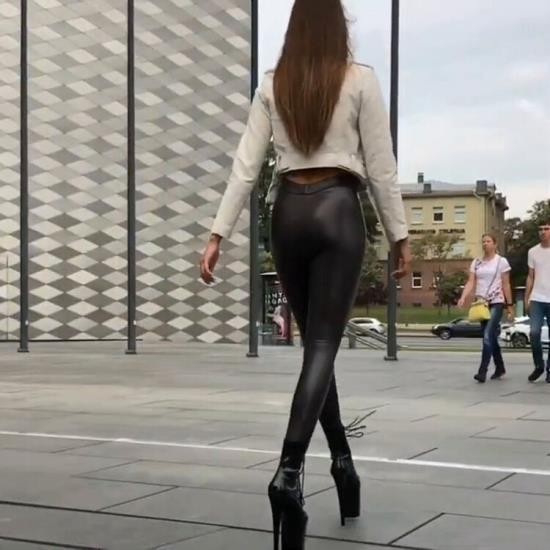 MyLatexBabe - Svajune Dancer Girl In Leather and Vinyl Leggings 1 (SD/648p/200 MB)