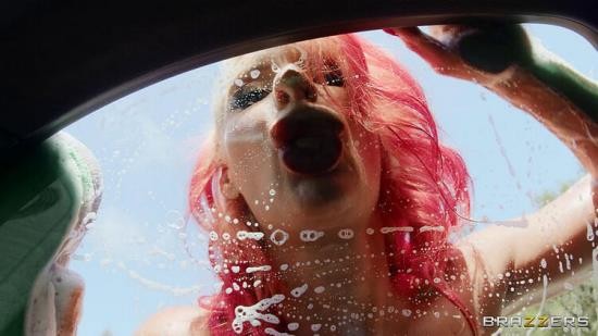 BigButtsLikeItBig/Brazzers - Anal After The Car Wash  : Phoenix Marie (FullHD/1080p/762 MB)