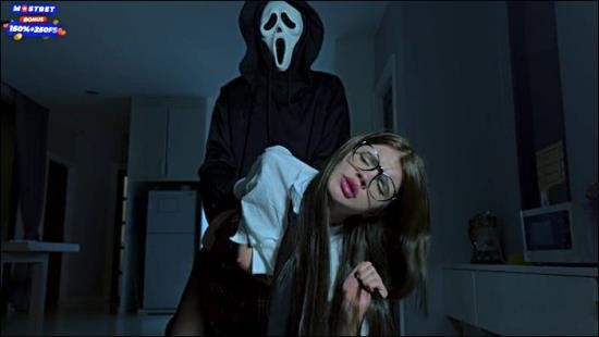 PornHub - Hard Anal With Screaming. Porn Parody Of The Movie Scream (FullHD/1080p/346 MB)