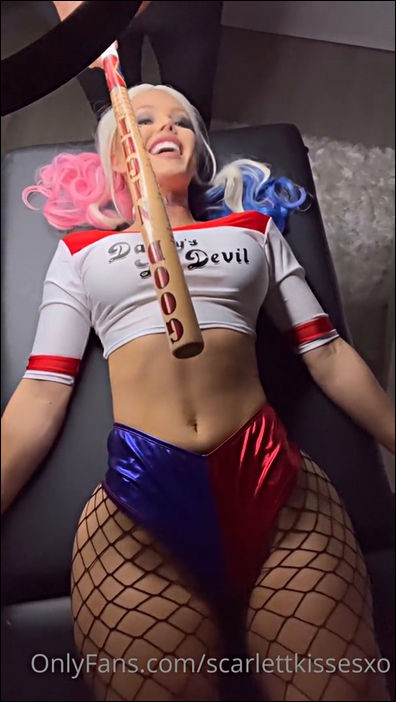 Onlyfans - ScarlettKissesXO Harley Quinn Cosplay Sex Tape Video Leaked (FullHD/1080p/81.1 MB)