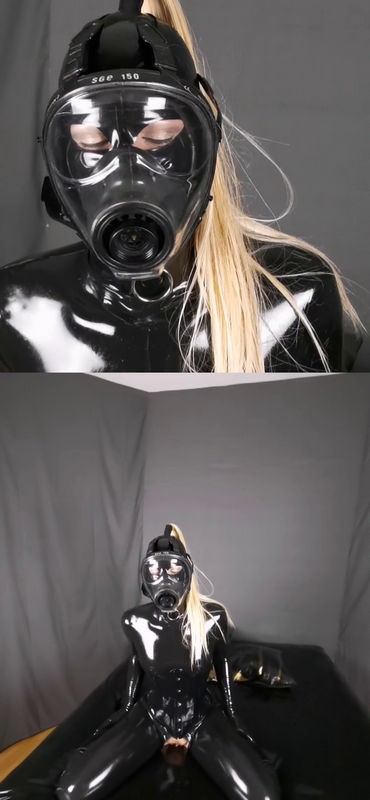 Onlyfans - Vickydevika - Fingering With Full Face Mask, Part 2 Of 2  In Dual Lens View (UltraHD/4K/2336p/440 MB)