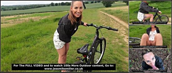 PornHub/Onlyfans - Jess And Mike | @jmmiller - My Wife Gave Me The BEST Blowjob EVER Whilst Out On a Bikeride (FullHD/1080p/328 MB)