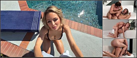 Onlyfans - Kimmy Granger - Fuck With Pool Boy Vince Karter (HD/960p/1.16 GB)