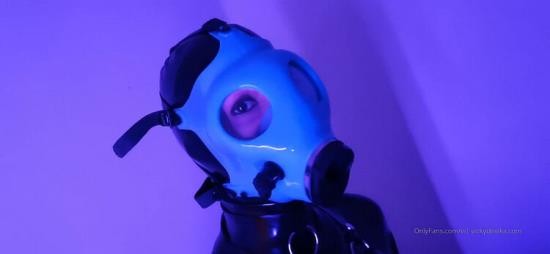 Onlyfans - Vickydevika - Welcome To The New Studio (SD/592p/73.5 MB)