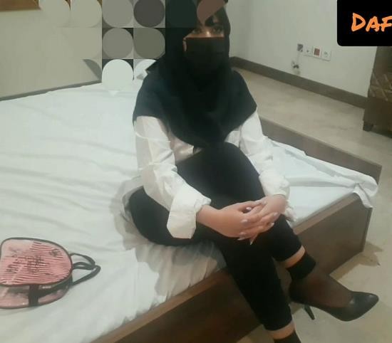 Onlyfans - Dafi Irani (HD/1080p/112 MB)
