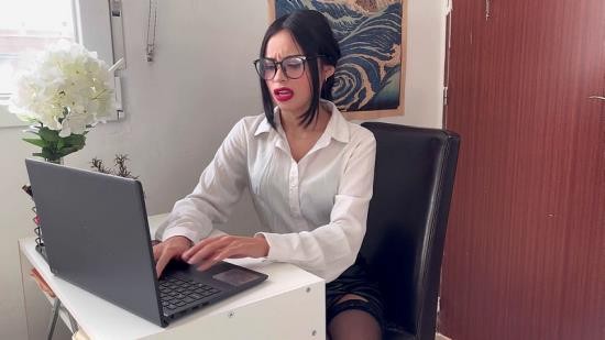 Onlyfans - I Was In Detention And I Cum In My Teacher s Face Shawty Lanna (FullHD/1080p/399 MB)