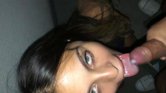 Onlyfans - We Went Out To Dinner And I Ended Up With a Mouth Full Of Cum public Sex argentina Milipilisex420 (FullHD/1080p/201 MB)