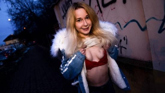 PublicAgent/FakeHub - Fresh Face Model Facial  : Sweetie Plum (FullHD/1080p/627 MB)