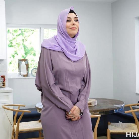 HijabMylfs.com/MYLF.com - Anna Cummings : If He Wont Fuck You, I Will (FullHD/1080p/567 MB)