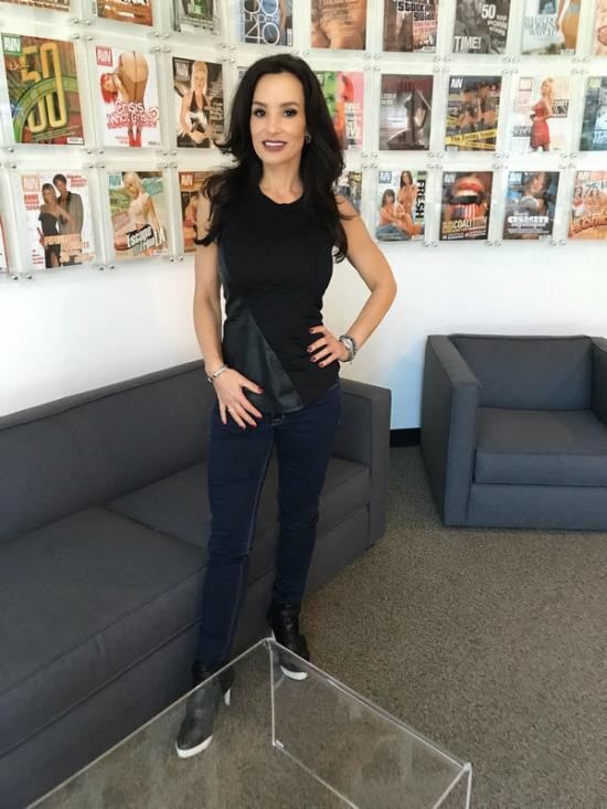 Onlyfans - Lisa Ann Clip 0gm8l81068p8v0ycovzvvi (SD/480p/296 MB)