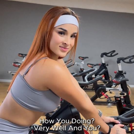 Onlyfans - COLOMBIAN TEEN Seduces Stranger In The Gym To Play With Her Ass With a ANAL PLUG  Abella Olsen Abella Olsen (FullHD/1080p/359 MB)