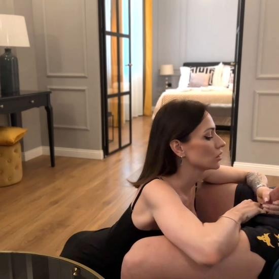 Onlyfans - I Love Fucking And Sucking Every Day Valeria Luxury Creampie VALERIA LUXURY (FullHD/1080p/464 MB)