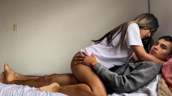 Onlyfans - I CUM On Top Of My Cooker Soloincognita (HD/720p/50.2 MB)