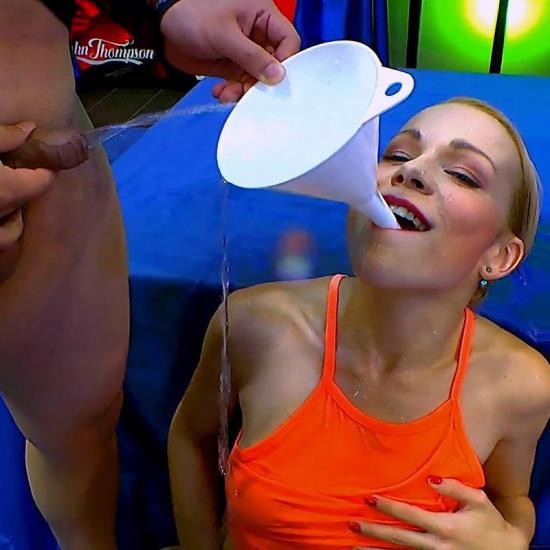 GGG/John Thompson - Und Rebecca Black 29413 (FullHD/1080p/3.30 GB)