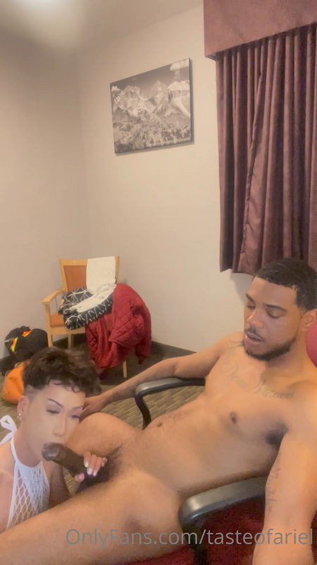 Onlyfans - tasteofariel Miss My Daddy Long Time (SD/1920p/778 MB)