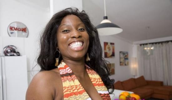 NewbieBlack - Vanella Armany Cash (HD/720p/642 MB)