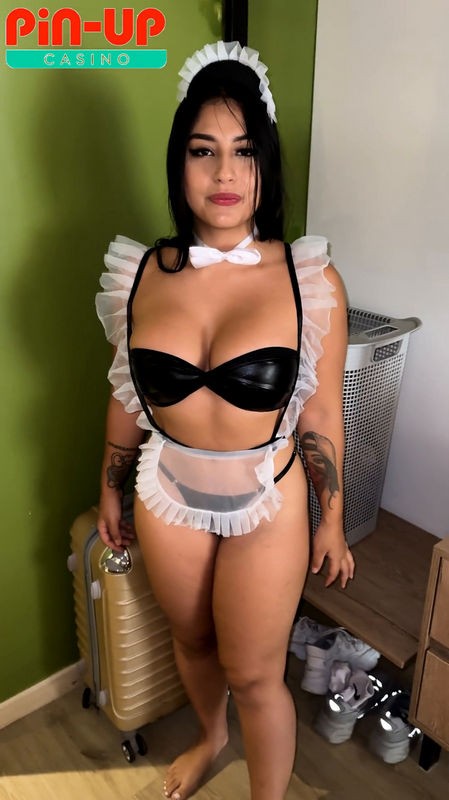 Onlyfans - Employee Is Seduced By Guest While Cleaning The Room ROOM SERVICE PinUp Thalia And Felipe (SD/1924p/400 MB)