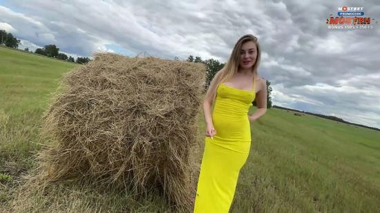 Onlyfans - Beautiful Bitch In a Yellow Dress Began To Suck Dick And Fuck In The Hayloft Belovefree (FullHD/1080p/427 MB)