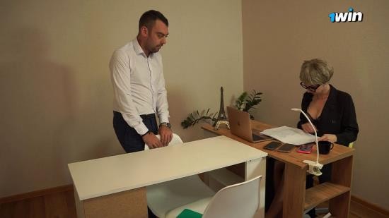 Onlyfans - The hungry boss took pity on her subordinate and allowed him to get away Melissa Benz (FullHD/1080p/300 MB)