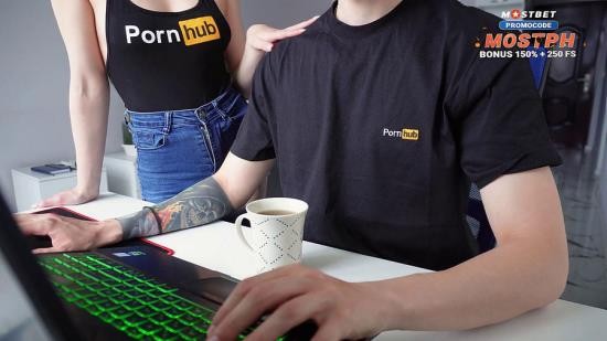 Onlyfans - Min Stedsoster Ved, Hvordan Man Slapper AF AvaDyson (FullHD/1080p/210 MB)